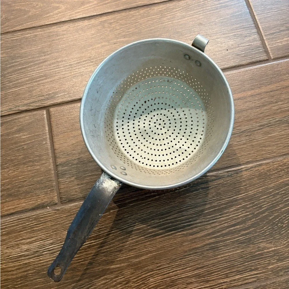 Vintage Mid-Century Ware-Ever TAC U Aluminum‎ Co. Strainer No 933 With Handle